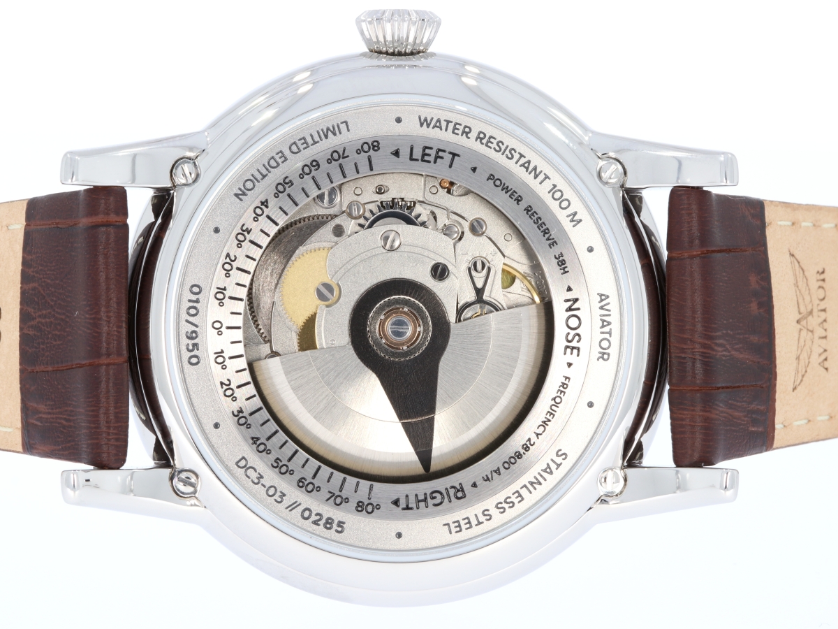 „Panie Pilocie, zegarki Aviator w samolocie!” – krótka historia marki i popularności